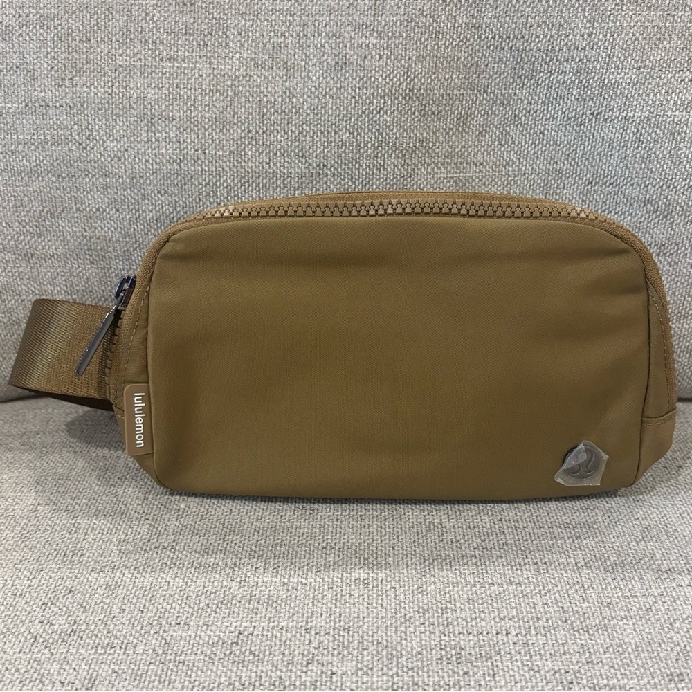 NWT Lululemon Everywhere Belt Bag In Allspice